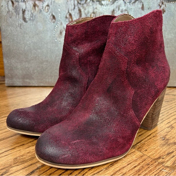 BP. | Trott Distressed Burgundy Suede Booties Size 8.5 - Picture 3 of 13